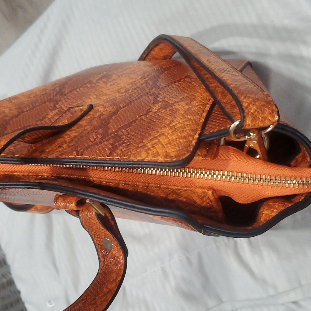 Purse - Picture 7 of 7